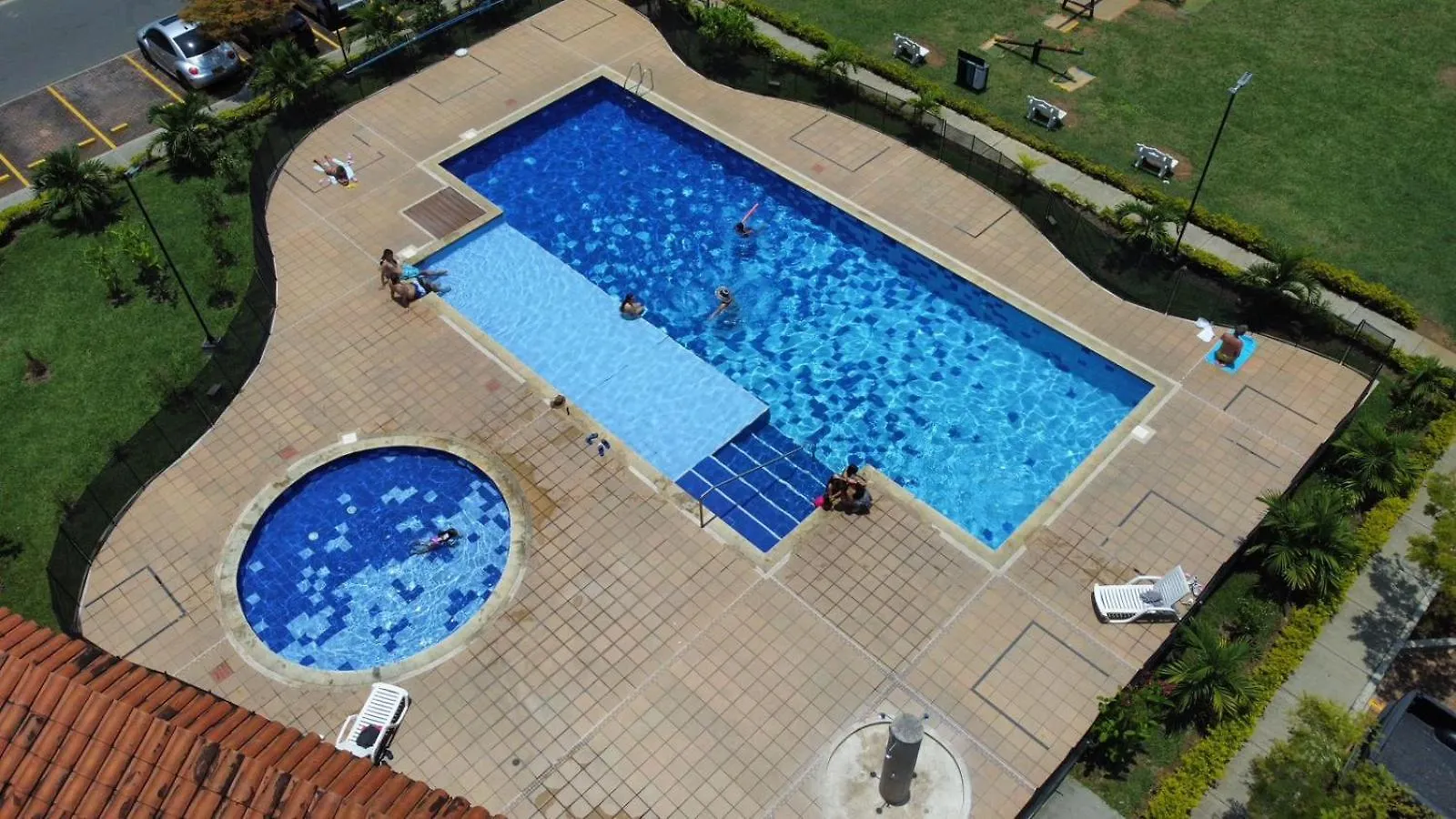 Cali Piso 3-03 Sector Sur Valle Del Lili Apartamento Amplio Colombia